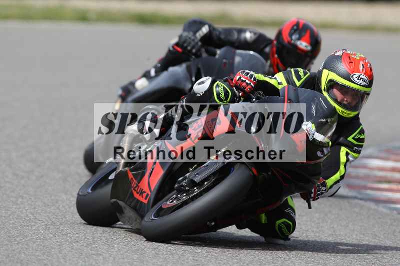 /Archiv-2023/06 10.04.2023 Moto Club Anneau du Rhin/Rouge Expert/4